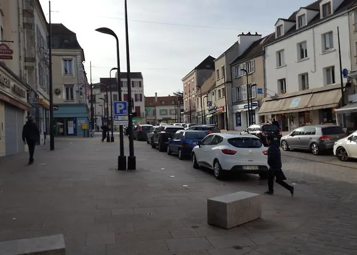 Fast * Brie-Comte-Robert